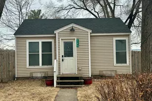 210 1/2 1st Ave NW, Isanti, MN 55040 - Photo 3