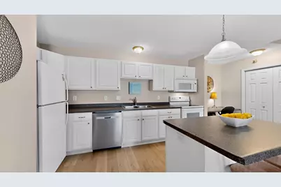 1976 29th Place NW #104, Rochester, MN 55901 - Photo 9