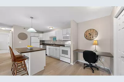 1976 29th Place NW #104, Rochester, MN 55901 - Photo 7