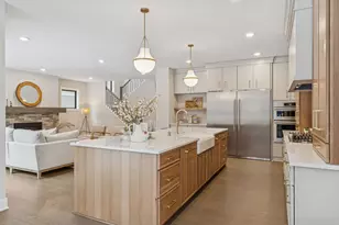 5821 Ashcroft Ave, Edina, MN 55424 - Photo 19