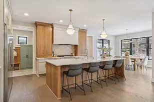 5821 Ashcroft Ave, Edina, MN 55424 - Photo 13