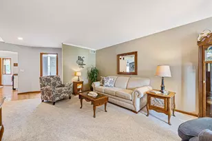 4820 Echo Ct, Faribault, MN 55021 - Photo 7