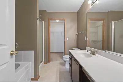 20424 Kensfield Trail, Lakeville, MN 55044 - Photo 15