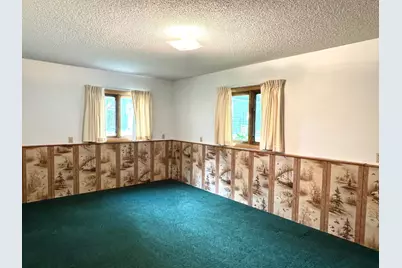 302 5th Street SE, Roseau, MN 56751 - Photo 15