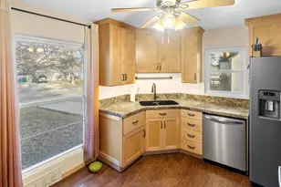 817 Harriet Ave, Owatonna, MN 55060 - Photo 7