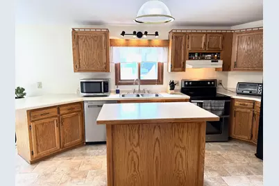 103 8th Street SW, Roseau, MN 56751 - Photo 5