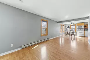 307 Walnut St, Saint Paul, MN 55102 - Photo 9