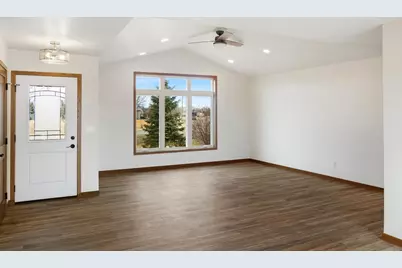 220 Lylac Circle, Forman, ND 58032 - Photo 5