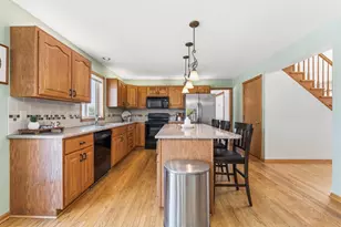 2227 Viola Heights Dr NE, Rochester, MN 55906 - Photo 7