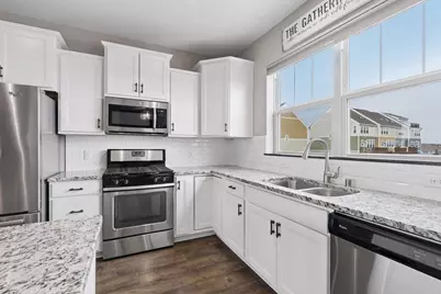 15452 Eames Way, Apple Valley, MN 55124 - Photo 5