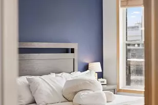 301 Oak Grove St, Minneapolis, MN 55403 - Photo 23