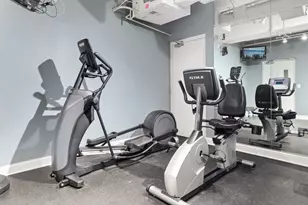 301 Oak Grove St, Minneapolis, MN 55403 - Photo 39