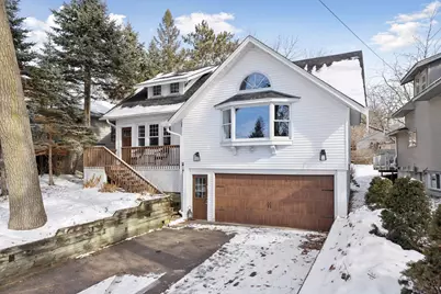 1040 Summit Avenue, Mahtomedi, MN 55115 - Photo 1