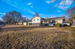 311 N Manyaska St, Sherburn, MN 56171 - Photo 31