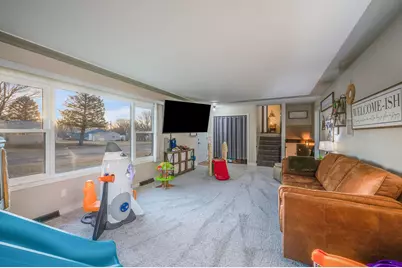 311 N Manyaska Street, Sherburn, MN 56171 - Photo 5