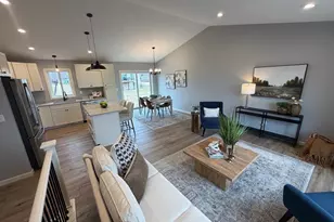 1635 Squirrel Way, New Richmond, WI 54017 - Photo 3