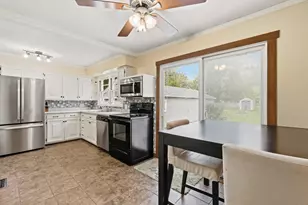 709 St Croix St N, Hudson, WI 54016 - Photo 7