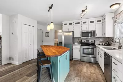 8770 Benson Way, Inver Grove Heights, MN 55076 - Photo 7