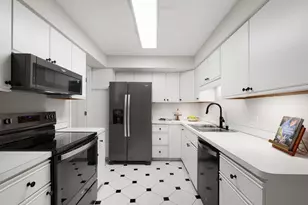 3030 St Albans Mill Rd, Minnetonka, MN 55305 - Photo 15