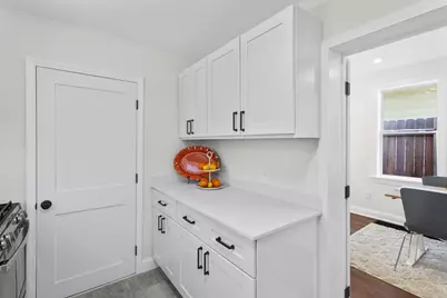 1447 Hague Avenue, Saint Paul, MN 55104 - Photo 7