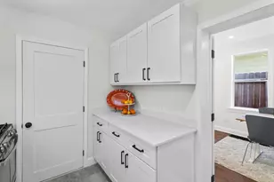 1447 Hague Ave, Saint Paul, MN 55104 - Photo 7