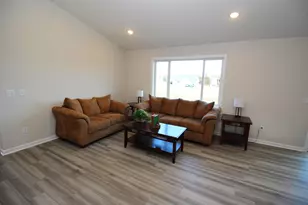 24135 Polk St NE, Bethel, MN 55005 - Photo 11
