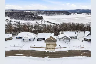 265 Vista Circle, River Falls, WI 54022 - Photo 39