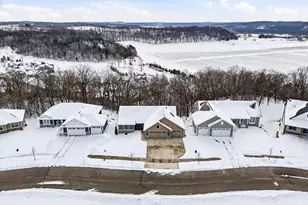 265 Vista Cir, River Falls, WI 54022 - Photo 39