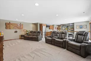 265 Vista Cir, River Falls, WI 54022 - Photo 31