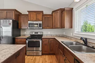 20491 Goodvine Trail N, Forest Lake, MN 55025 - Photo 9