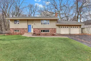 4835 Lakeview Dr, Shoreview, MN 55126 - Photo 1