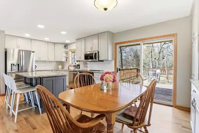 4835 Lakeview Drive, Shoreview, MN 55126 - Photo 11