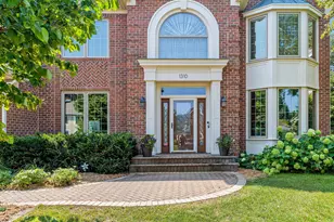 1310 Woodcrest Ave, Shoreview, MN 55126 - Photo 3