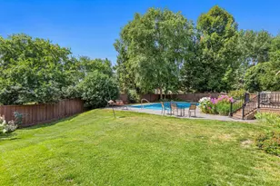 1310 Woodcrest Ave, Shoreview, MN 55126 - Photo 39