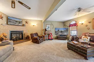 244 Edgeview Dr, Rollingstone, MN 55969 - Photo 11