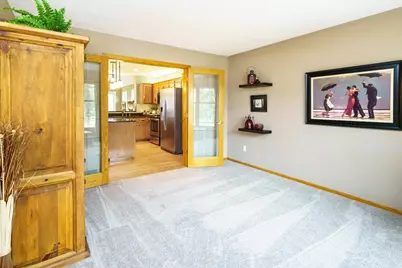 648 Welland Court, Eagan, MN 55123 - Photo 5