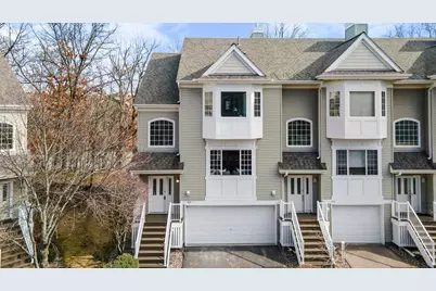 729 Fairfield Circle, Minnetonka, MN 55305 - Photo 1