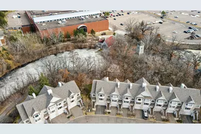 729 Fairfield Circle, Minnetonka, MN 55305 - Photo 3