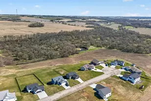 1051 3rd St, Wanamingo, MN 55065 - Photo 23