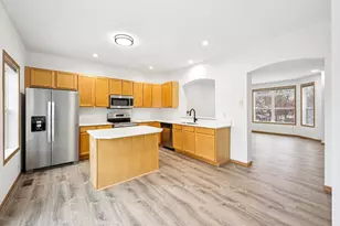 2821 Arona St, Roseville, MN 55113 - Photo 13