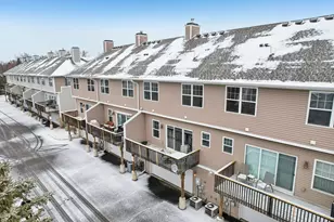 2821 Arona St, Roseville, MN 55113 - Photo 49