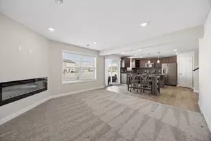 7225 Dora Dr, Lino Lakes, MN 55038 - Photo 5