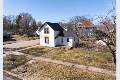 1102 1st Avenue NW, Faribault, MN 55021 - Photo 11