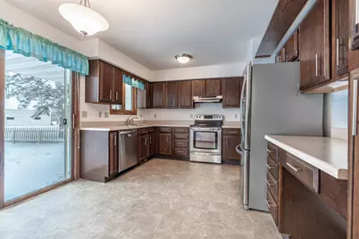 517 N Woodland Drive, Fergus Falls, MN 56537 - Photo 23