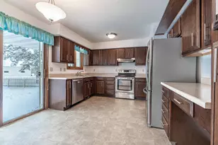 517 N Woodland Dr, Fergus Falls, MN 56537 - Photo 23