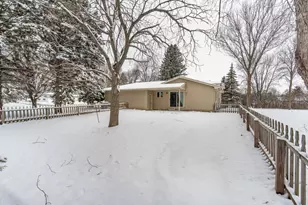 517 N Woodland Dr, Fergus Falls, MN 56537 - Photo 17
