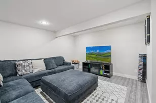 1832 Spring Creek Dr, Carver, MN 55315 - Photo 35