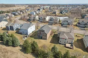 1832 Spring Creek Dr, Carver, MN 55315 - Photo 47