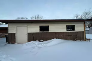 300 Arnold St, West Concord, MN 55985 - Photo 3