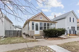 1231 Woodbridge St, Saint Paul, MN 55117 - Photo 1